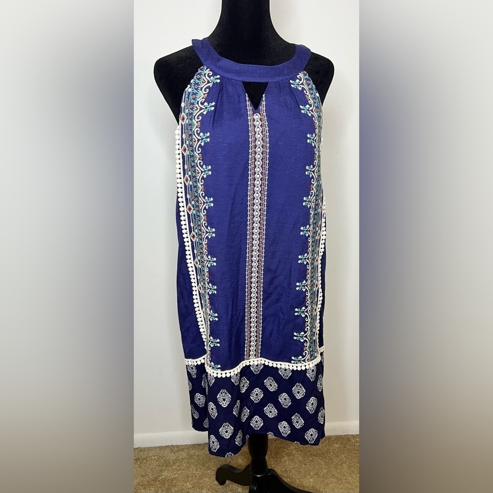 THML Classic chic preppy Blue Embroidered Halter Shift Dress boho resort wear Sm